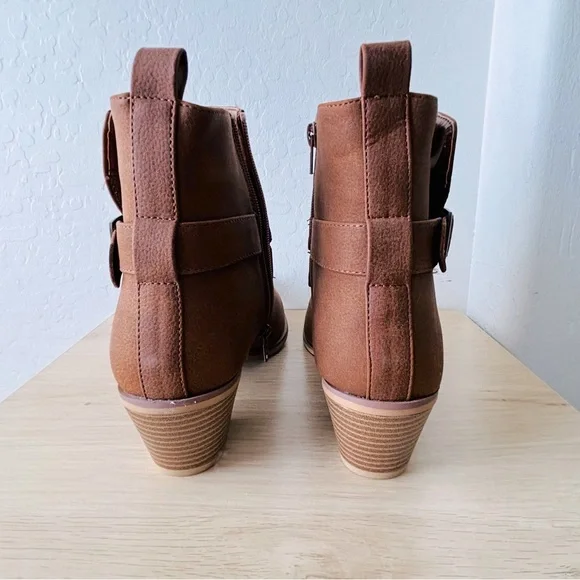 Maurice’s Claire Brown Pointed Toe Ankle Boots Size 10M - Picture 4 of 8